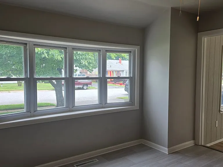 7 Todd Ln — Photo 9