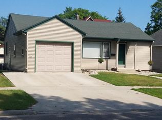 306 7th St N, Wahpeton, ND 58075
