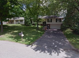 708 Piccadilly Rd, Kalamazoo, MI 49006