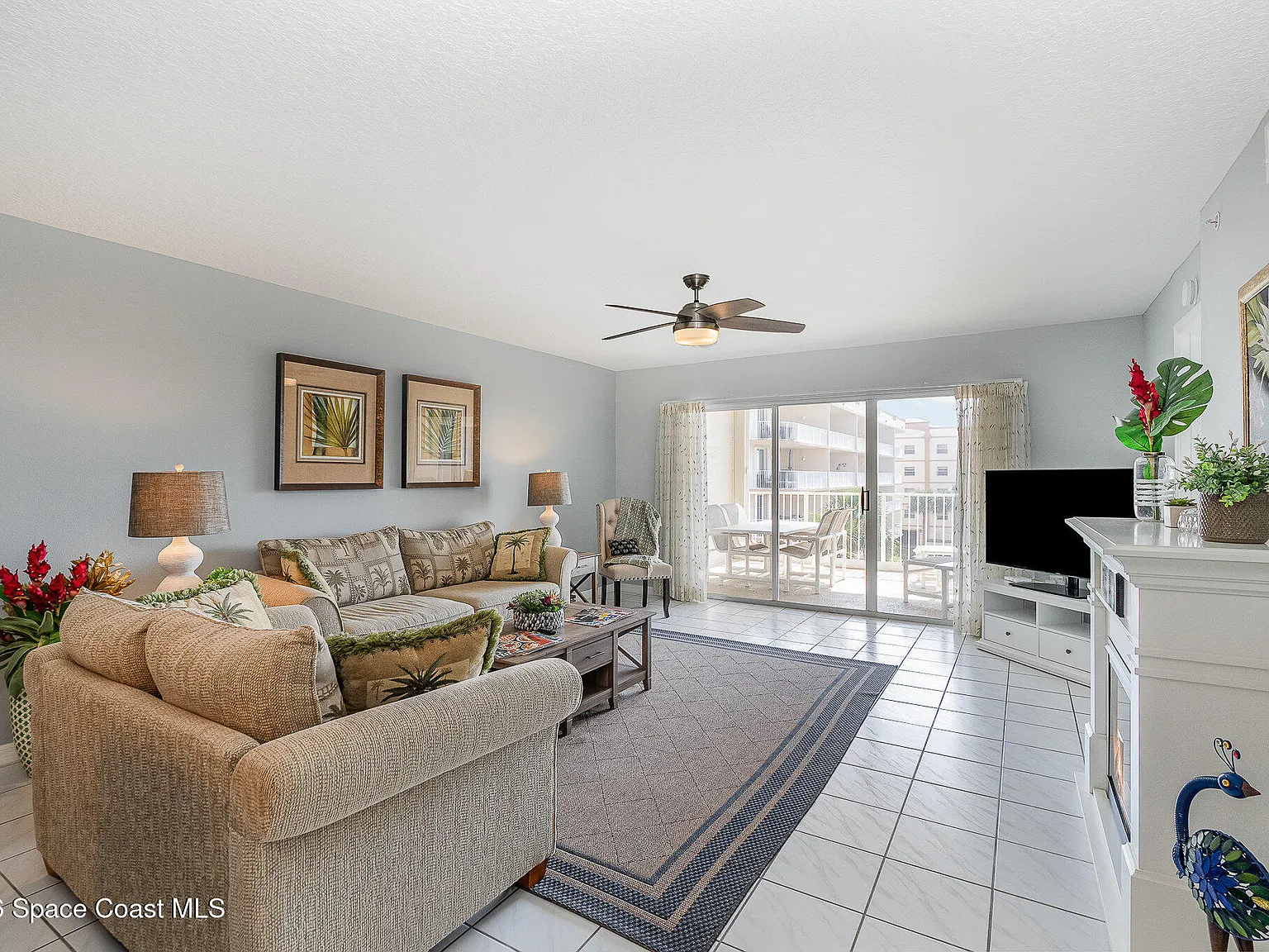 2 bed, 2.0 bath, 1663 sqft, $3,200 — Photo 4