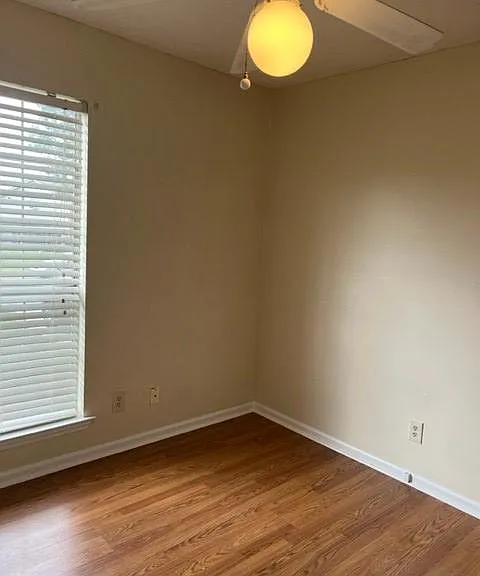 14 Flagship Ct — Photo 29