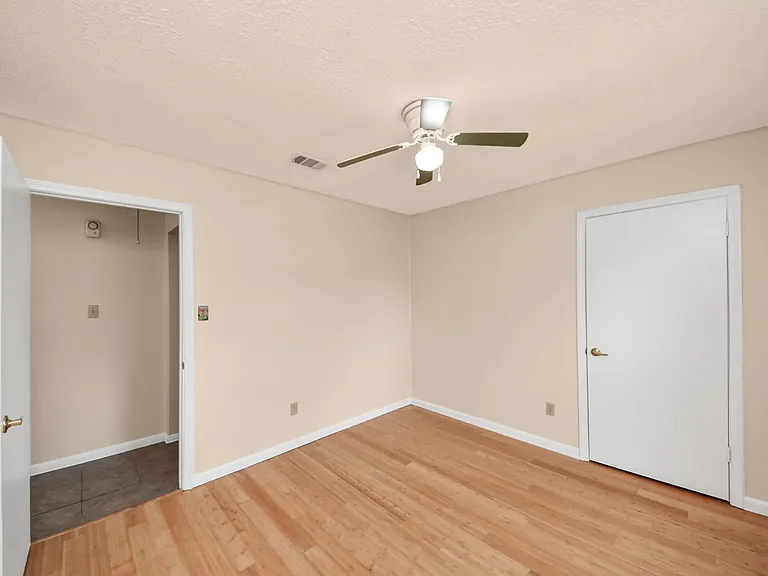 14007 Fleur De Lis Blvd — Photo 31