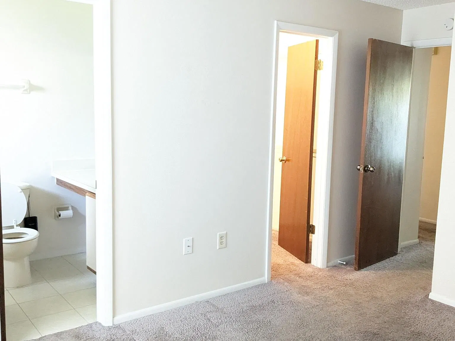 2 bed, 962 sqft, $1,600 — Photo 4