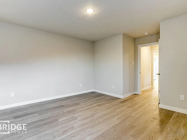4219 Tobin Dr — Photo 10