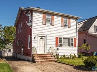 321 Travers Pl, Lyndhurst, NJ 07071