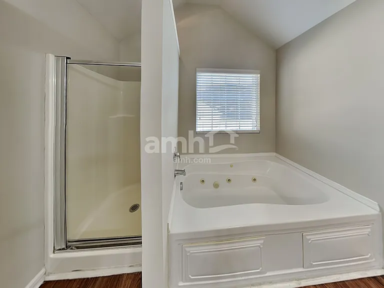 5716 Parkstone Dr — Photo 18