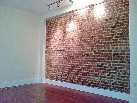 Rented by Bohemia Realty Group | media 28