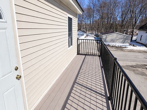 5th image of 26 Washington St APT 2