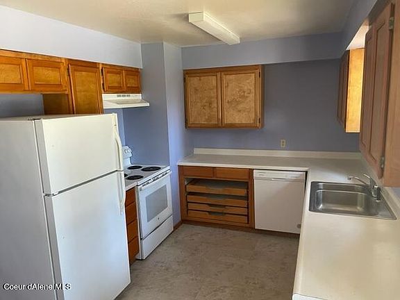 5th image of 12512 W Hughes Ln
