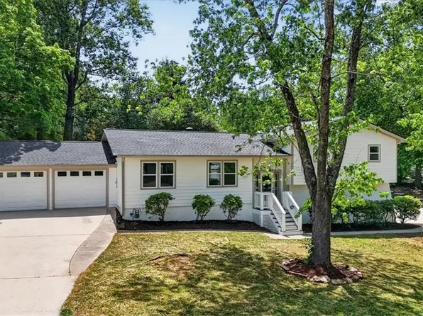 3070 Susan Ct, Marietta, GA 30066