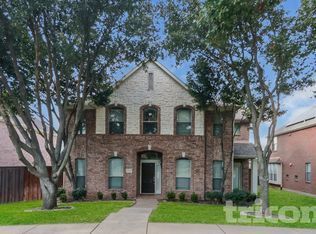 8698 Fisher Dr, Frisco, TX 75033