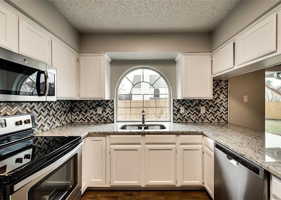 1st image of 7501 Mesa Verde Trl