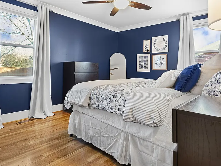 307 Avondale Dr — Photo 17
