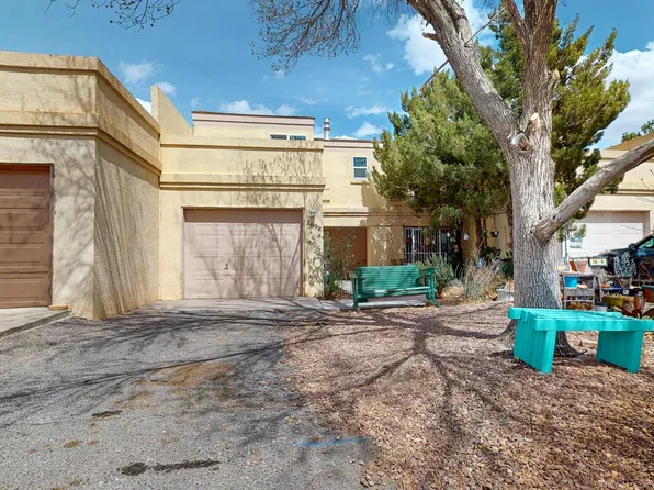 1698 Perma Dr NE, Rio Rancho, NM 87144