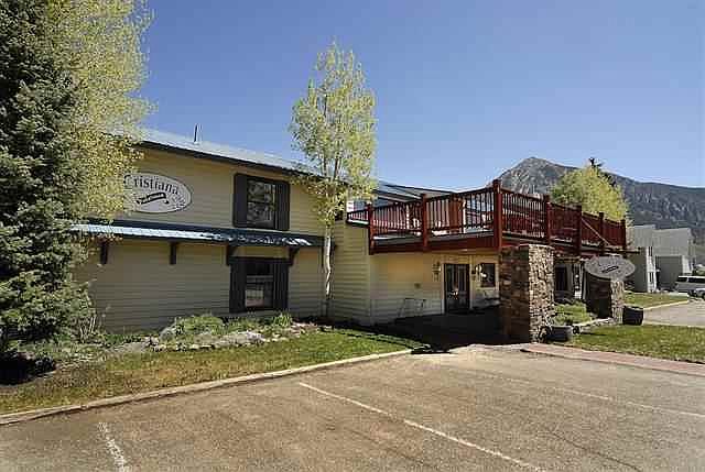 1st image of 621 Maroon Ave