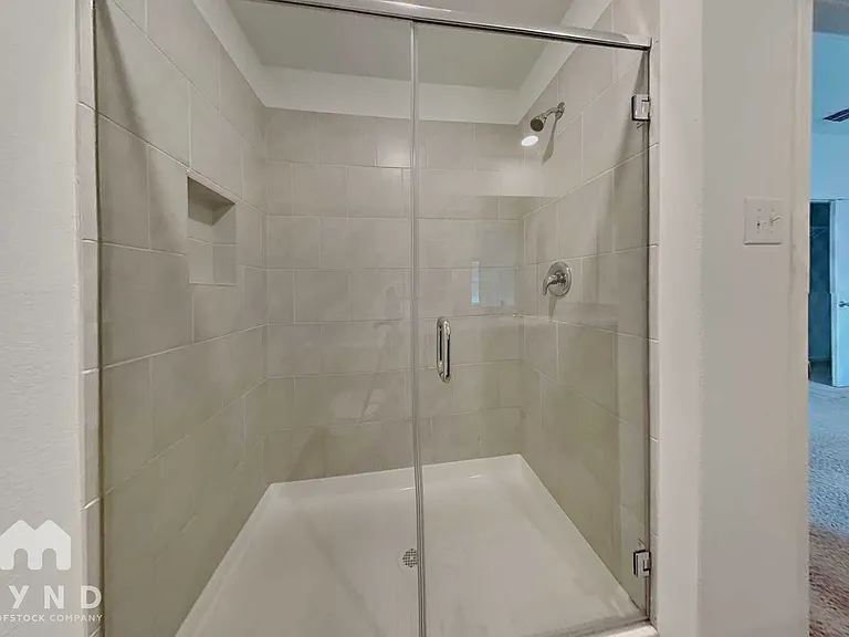 10826 Quinn Ct — Photo 10