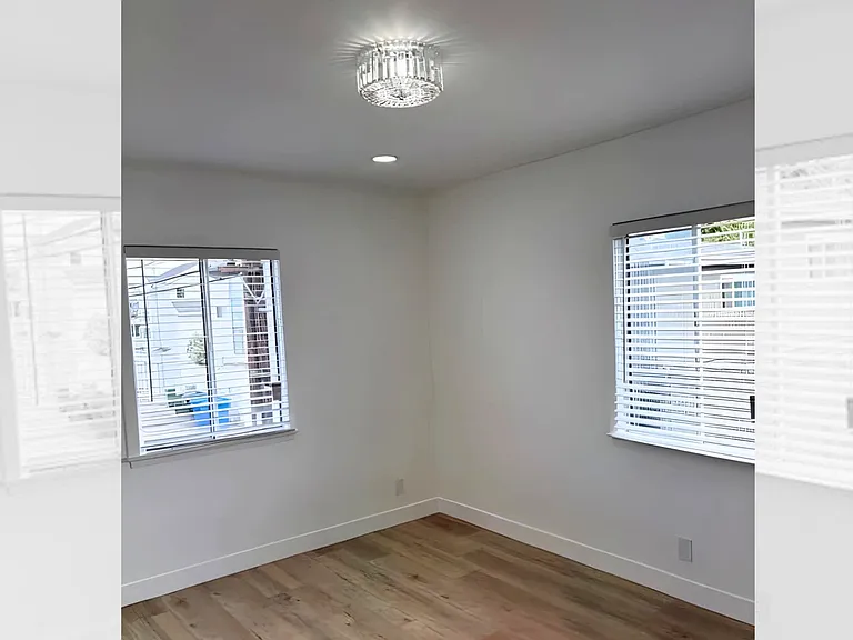 1802 Ocean Park Blvd — Photo 13