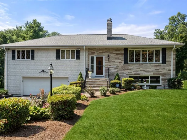 15 Hobbs Brook Rd, Weston, MA 02493