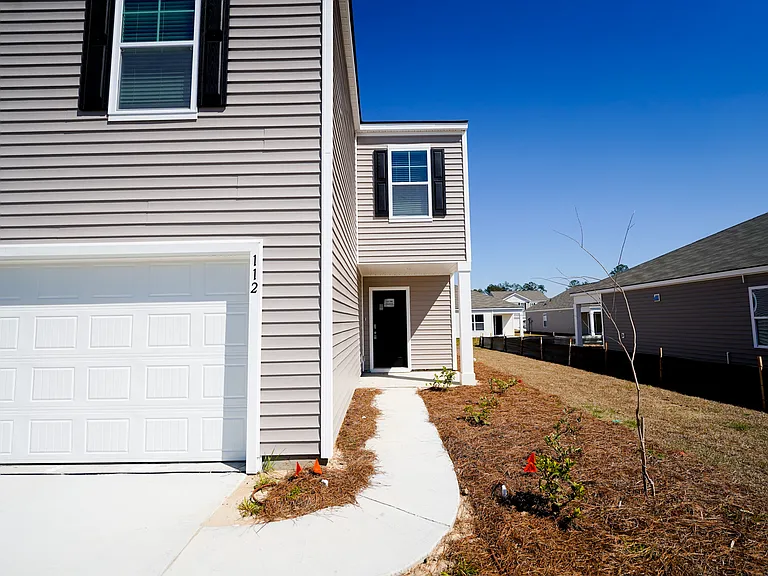 112 Red Admiral Ln — Photo 3