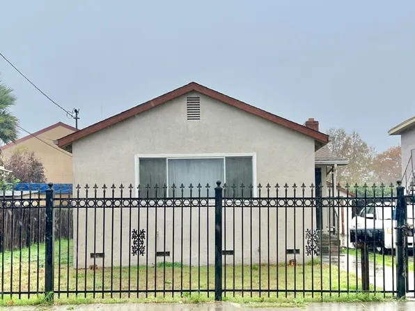 9719 Holly St, Oakland, CA 94603