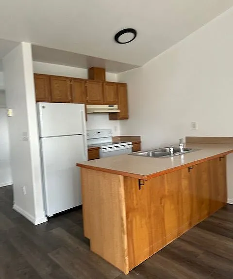 4413 Circle Pl NE #D — Photo 8