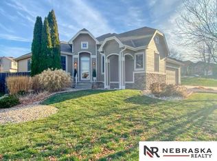 16408 Manderson St, Omaha, NE 68116
