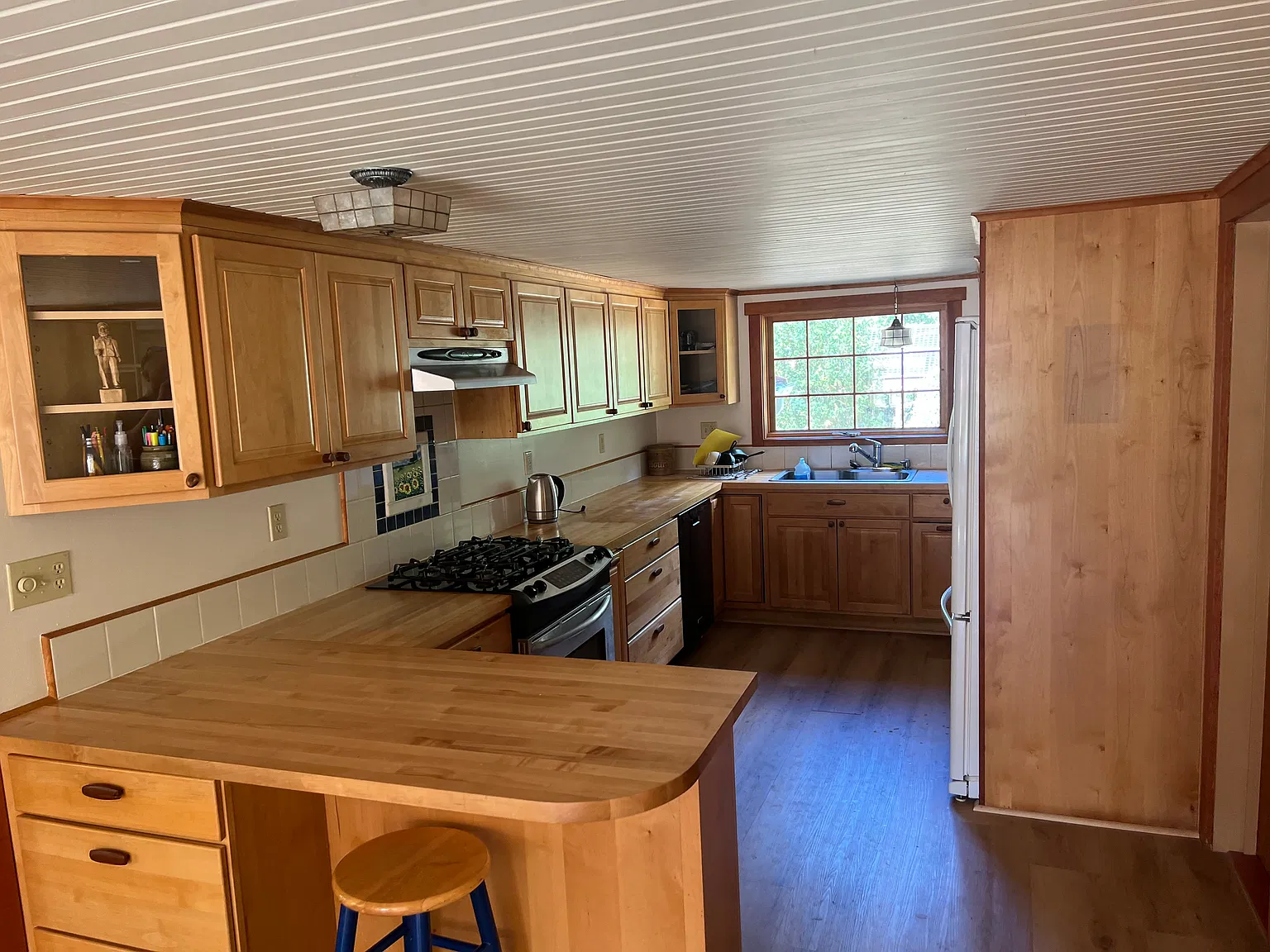 4402 Y Rd — Photo 2