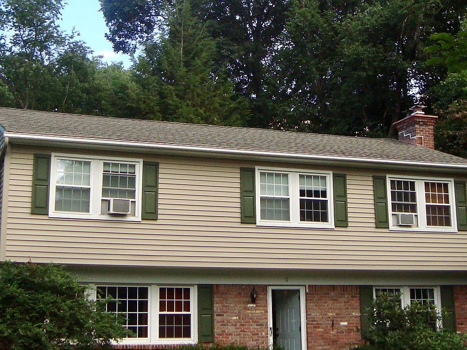 1st image of 71 Thoreau Ct