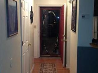 24 Luffing Ct, Essex, MD 21221