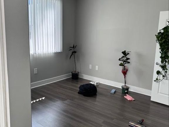 5th image of 429-5535 Westlawn Ave