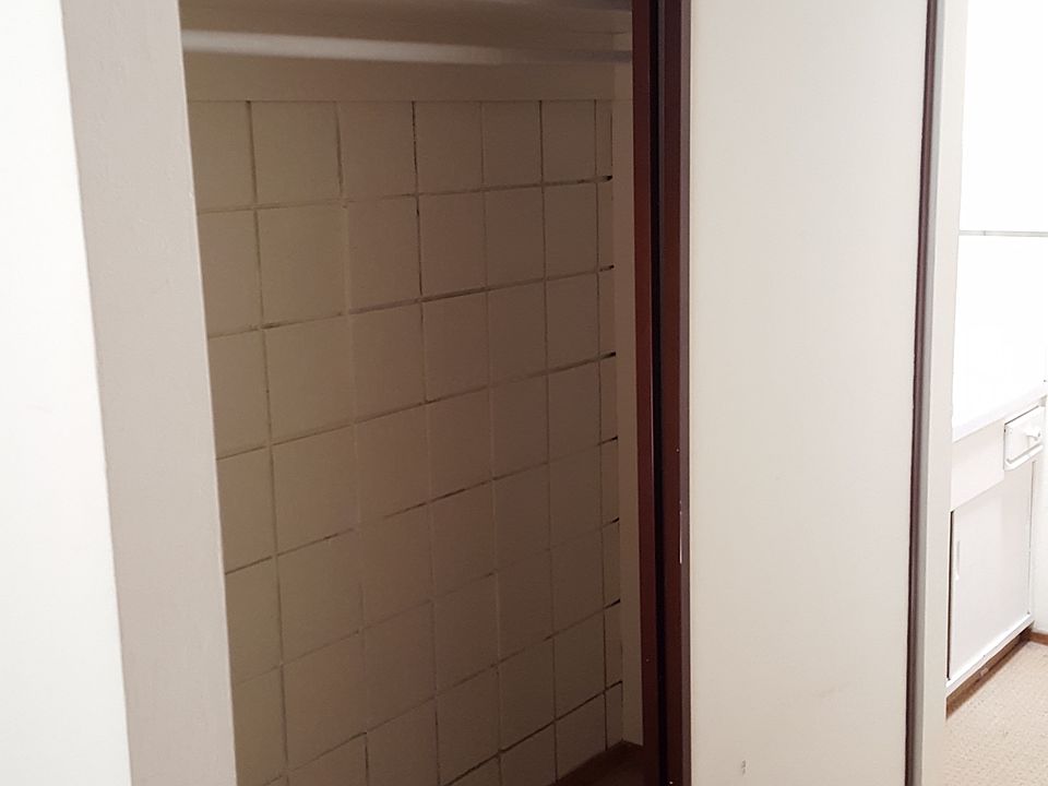 Master Bedroom-closet