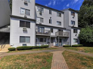 330 Savin Ave APT 70, West Haven, CT