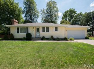 318 E Greenwood St, Morton, IL 61550