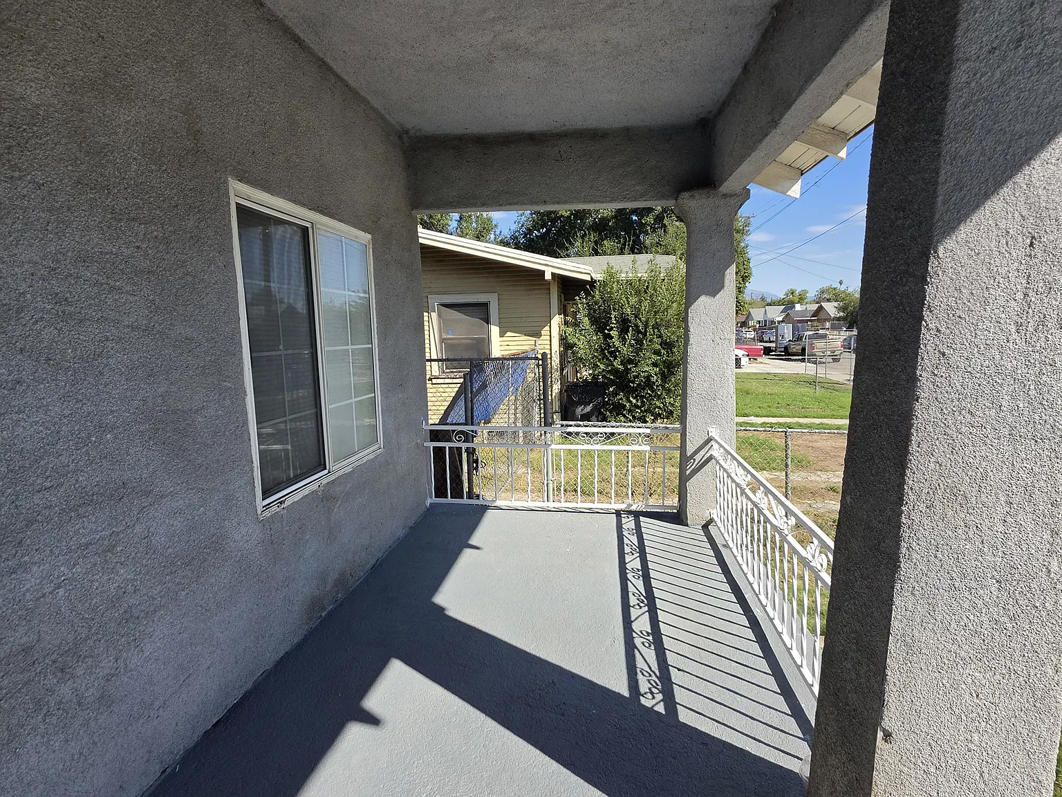 W 21st St, San Bernardino — Photo 4