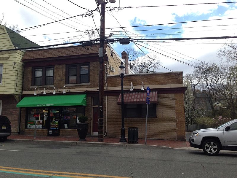 1st image of 421-423 Main Street