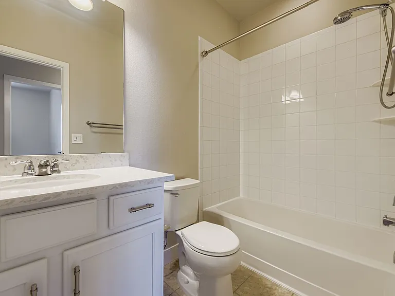 4180 E Warren Ave #1 — Photo 27