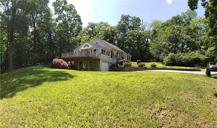 7 W Green Rd W photo 1
