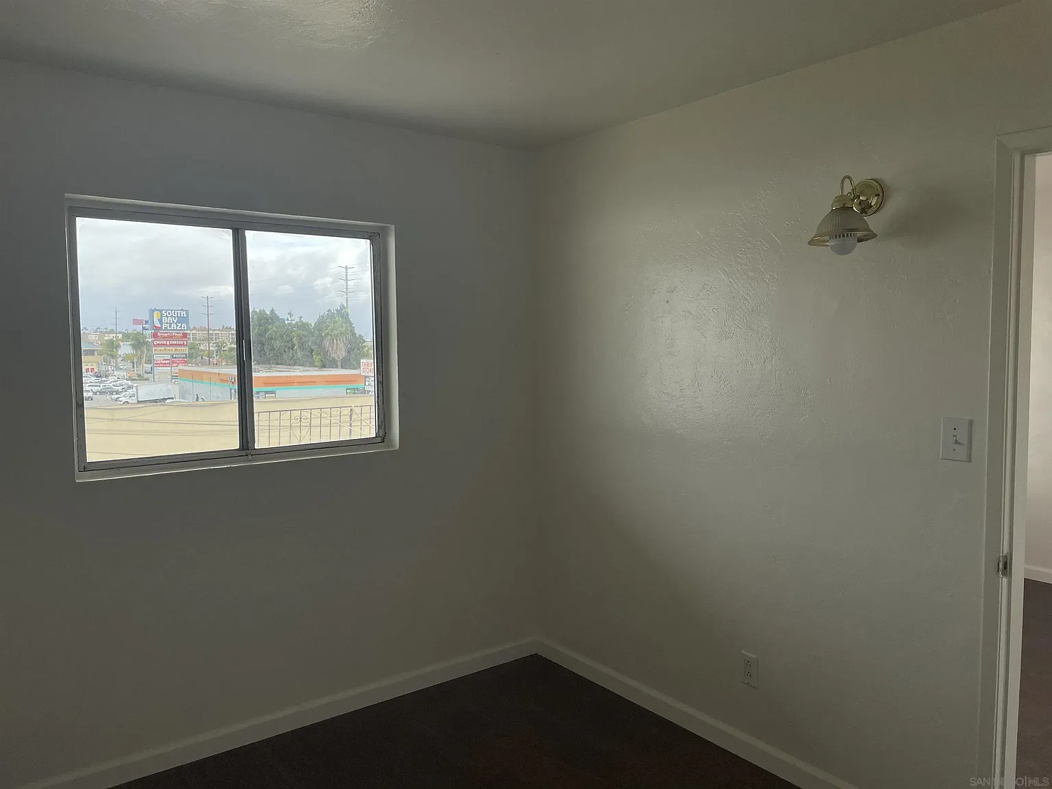 1 bed, 1.0 bath, 450 sqft, $1,795 — Photo 4