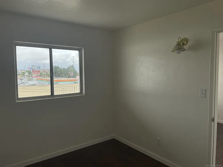 913 Highland Ave — Photo 4