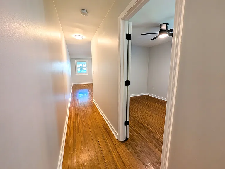 199 Lowry St NE — Photo 7