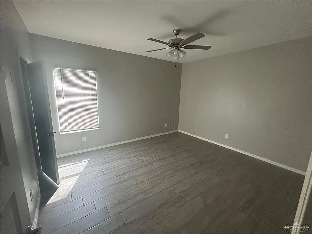 3 bed, 2.0 bath, 1116 sqft, $1,100 — Photo 4