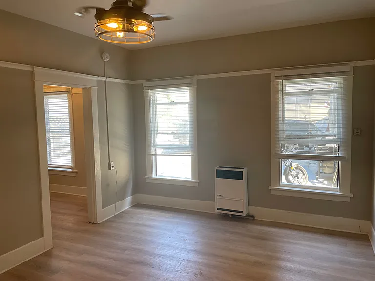 3401 N Mission Rd — Photo 4