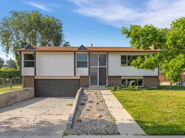 1384 E Sudbury Ave, Sandy, UT 84093