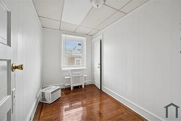 5553 Matthews St — Photo 10