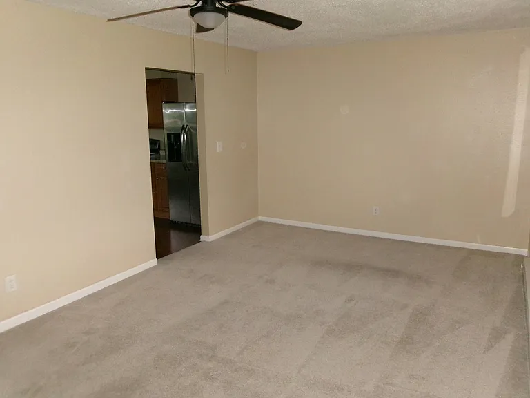 124 Maple St — Photo 5