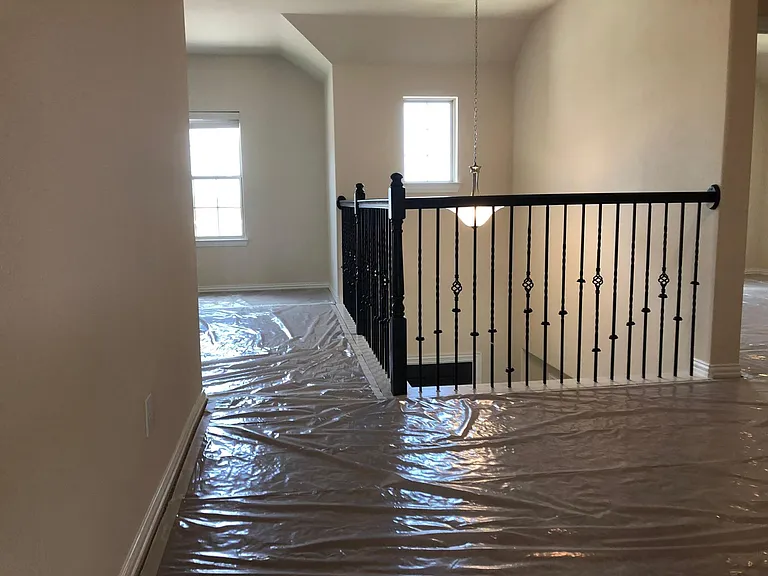 2436 Valley Ln — Photo 12