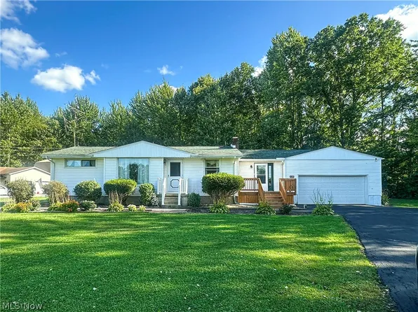 328 Geauga Portage Easterly Rd NE, Cortland, OH 44410