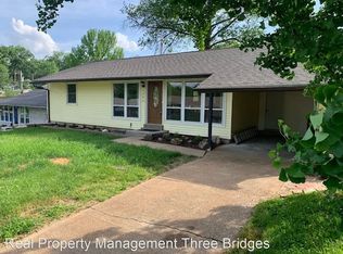 1347 Samoa Dr, Saint Louis, MO