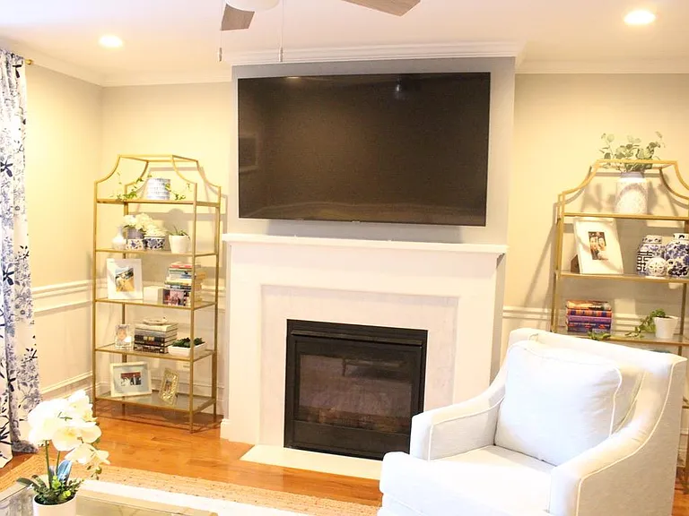 7 Mount Hope Ave — Photo 2