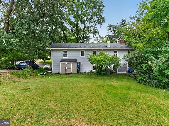 5th image of 7004 Grove Rd
